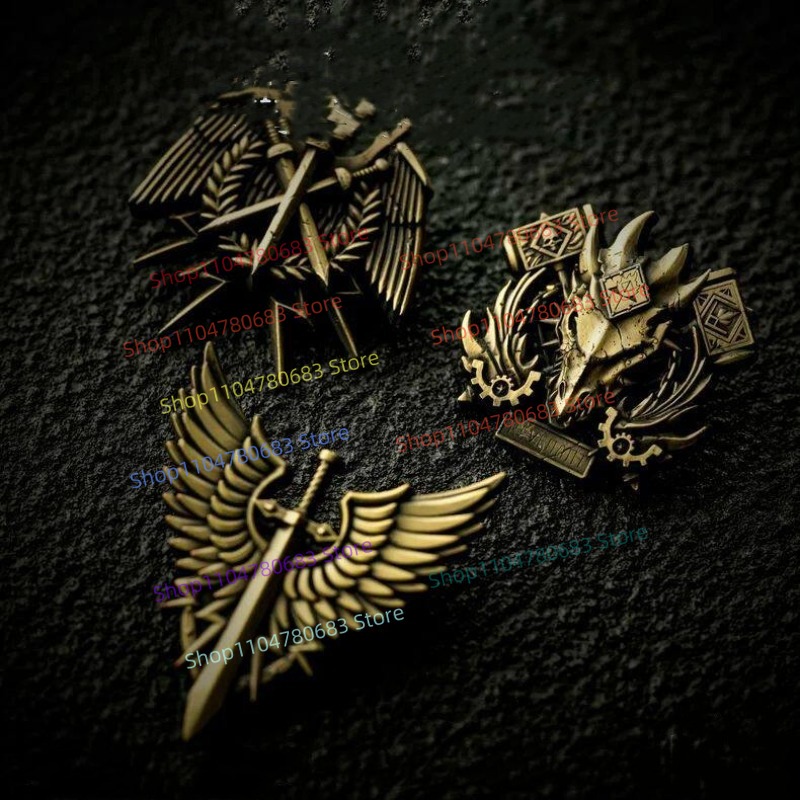 Брошь-эмблема 40K Burning Gala – обзор и цена Men Accessories Collection